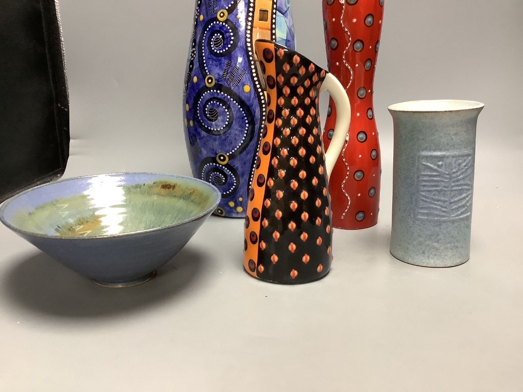 A Karyn Pepper studio vase, five others and a Hornsea teapot